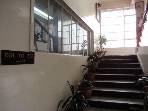 Hotel Embassy