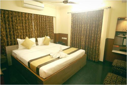 Hotel Apples Balaji Inn