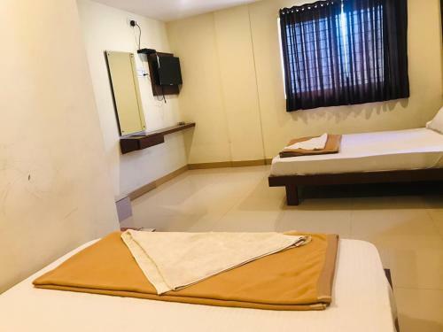 Hotel Bright Palace Residency