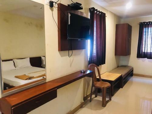 Hotel Bright Palace Residency