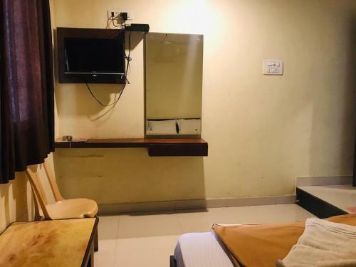 Hotel Bright Palace Residency