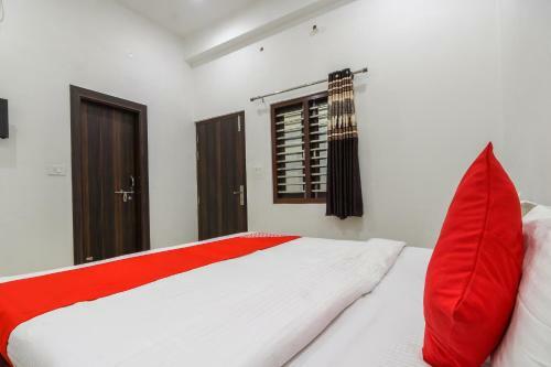 Oyo 65072 Hotel J S Royal