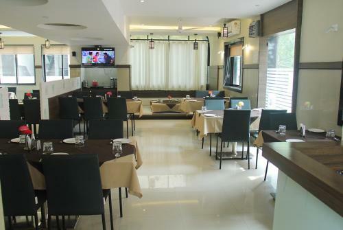 Hotel Saiprasad Executive Solapur