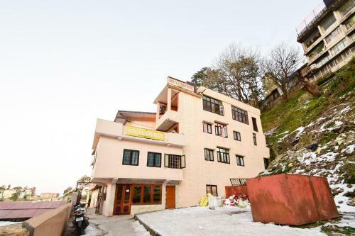 Hotel Oyo 68234 Unique