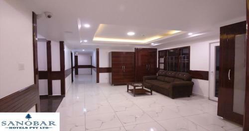 Hotel Sanobar The Grand White