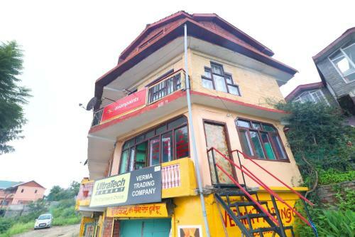 Hostal Oyo 77718 Lalit Home Stay