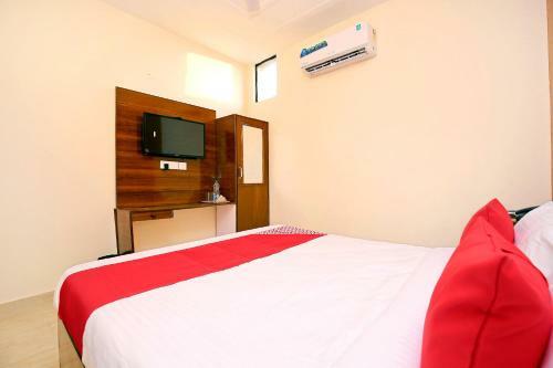 Hotel Oyo 40307 Mohali Blue