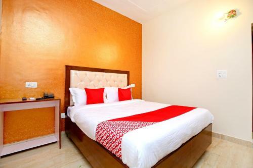 Hotel Oyo 40307 Mohali Blue