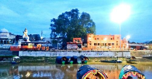 Hotel Anand Dham Guest House