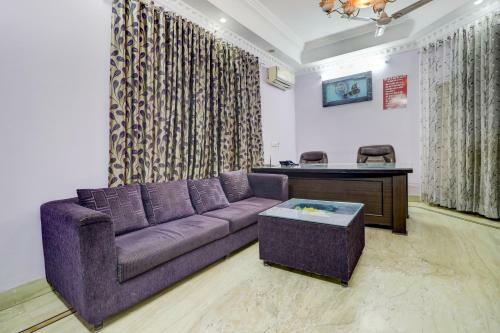Oyo 77889 Hotel Viva City