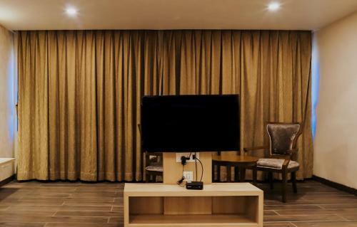 Hotel Regenta Central Somnath
