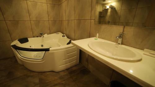 Hotel Regenta Central Somnath