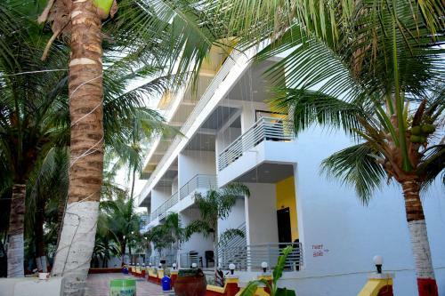 Hotel Bhalkeshwar Villa & Resort