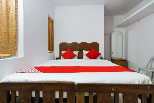 Oyo 67385 Hotel Manasa