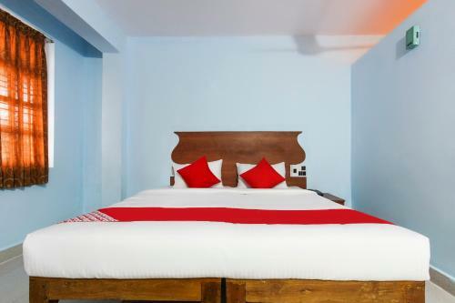Oyo 67385 Hotel Manasa
