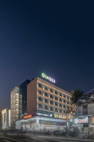 Hotel Ginger Surat City Centre