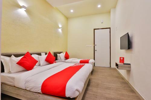 Hotel Oyo 18775 Utsav Banquet And Rooms
