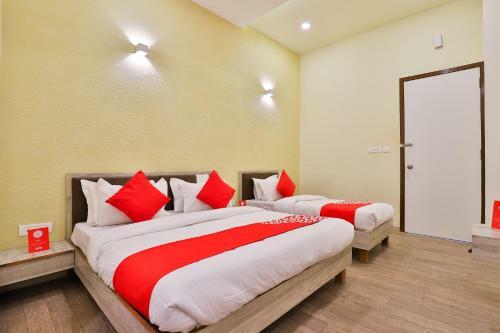 Hotel Oyo 18775 Utsav Banquet And Rooms