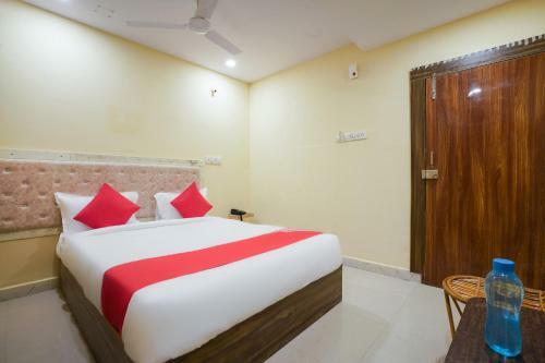 Hotel Oyo 63371 R Square Stay
