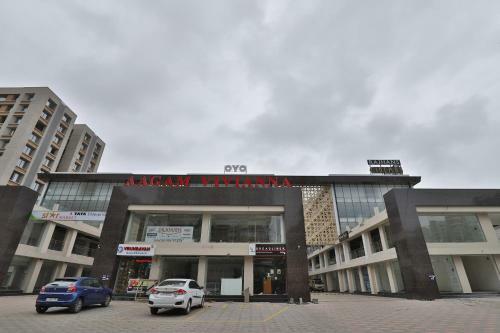 Oyo Flagship 77710 Hotel Leo