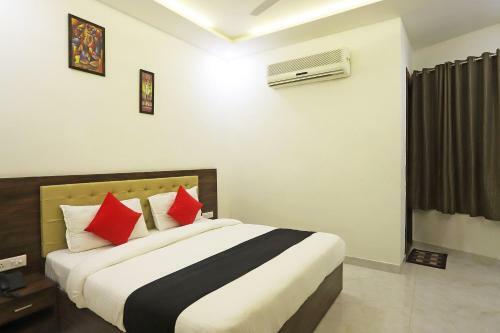 Hotel Capital O 45811 The Shriansh Agra