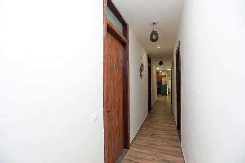 Hotel Capital O 45811 The Shriansh Agra