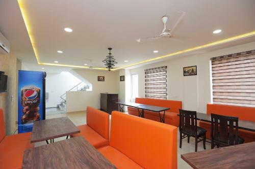 Hotel Capital O 45811 The Shriansh Agra