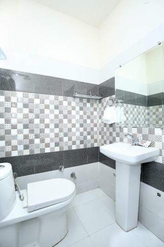 Oyo 35464 Hotel Ls