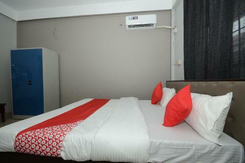 Oyo 28735 Hotel Gateway Tezpur