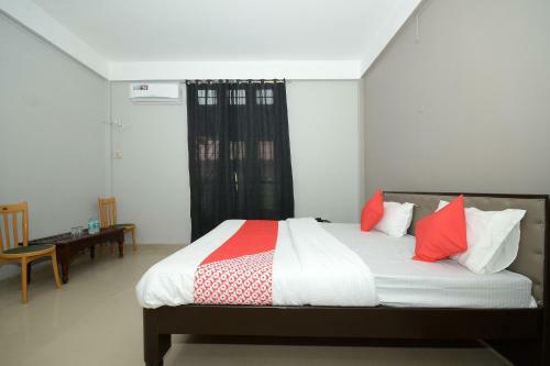 Oyo 28735 Hotel Gateway Tezpur