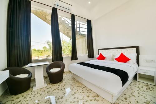 Hotel Capital O 62757 Nature Hill Palace