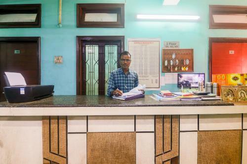 Hotel Oyo 64358 Gopala Residency