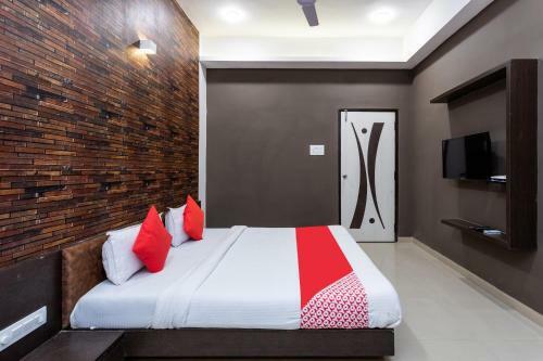 Hotel Oyo Flagship 77198 Kumili Gate