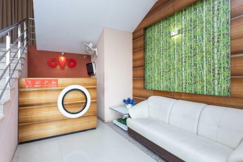 Hotel Oyo Flagship 77198 Kumili Gate