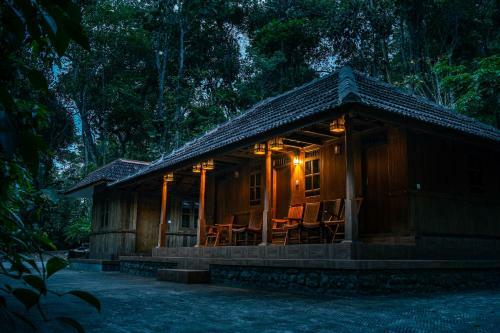 Hotel Kalpavanam Heritage Resort