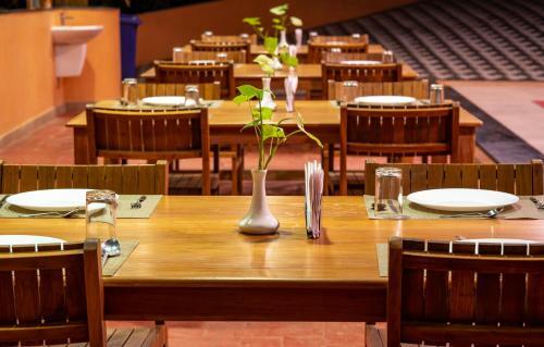 Hotel Kalpavanam Heritage Resort
