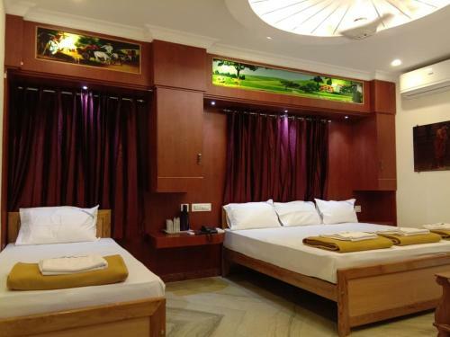 Sri Murugan Lodge
