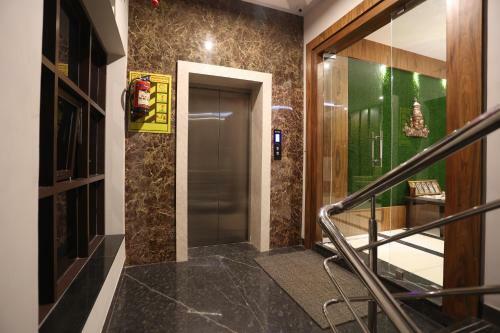 Hotel Lgp Residency