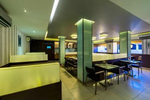 Hotel Merlin International