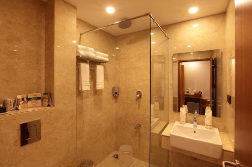 Hotel Park Residency