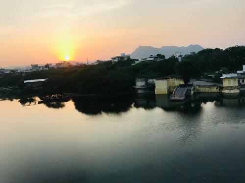 Hotel Jaydurg A Lake Retreat
