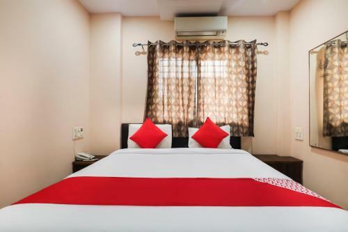 Oyo 60653 Hotel Paradise Residency
