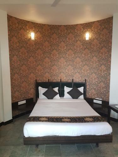 Hotel Surya Resort