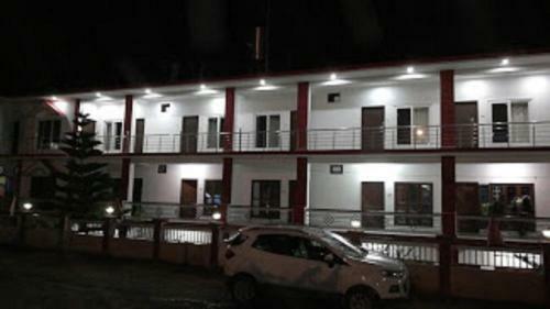 Hotel Divine Palace