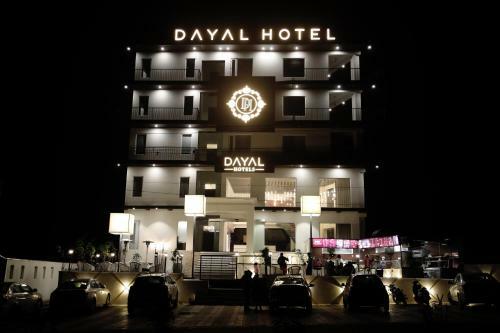 Dayal Hotel