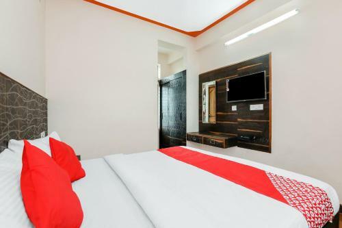 Hotel Oyo 63074 Kingdom Residency