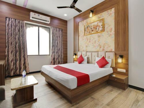 Oyo 74575 Hotel Rahi