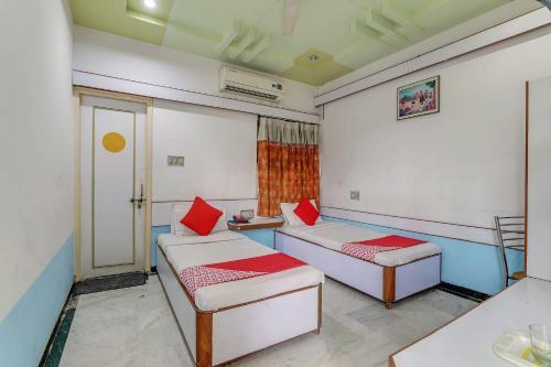 Oyo 79318 Hotel Bansal