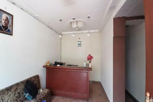 Oyo 80324 Hotel Hari Darshan