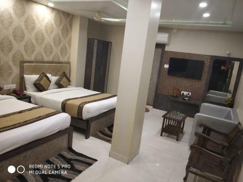 Hotel Aadesh Palace